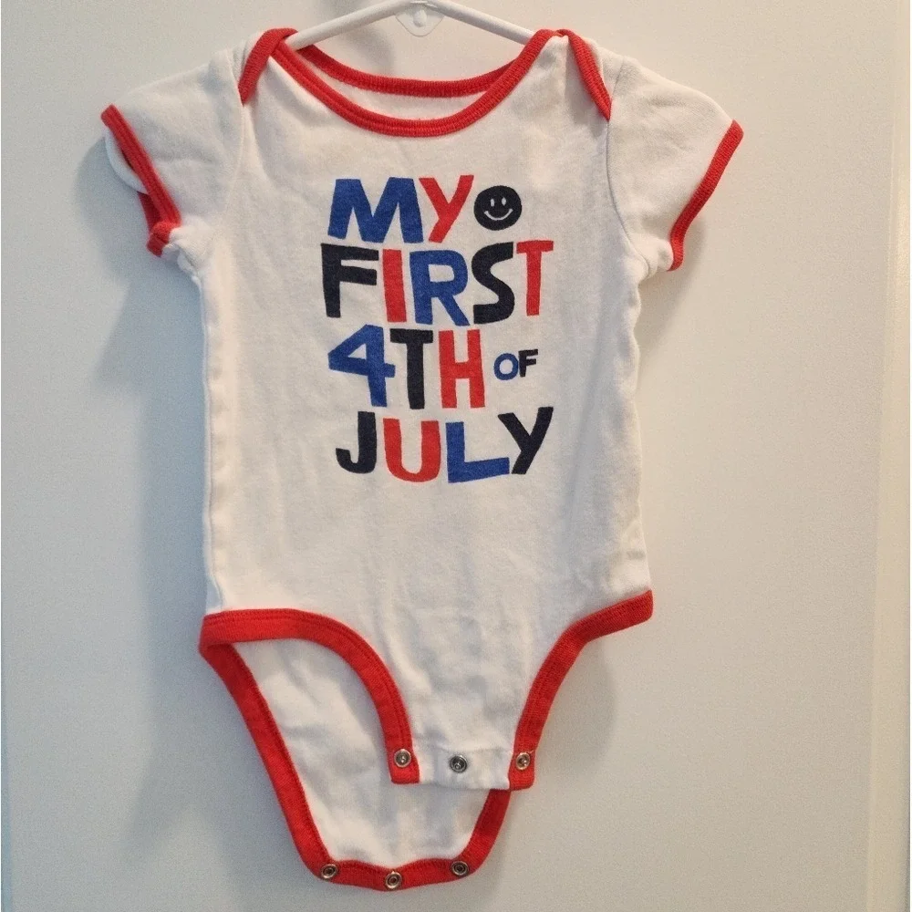 Kid's 9m Carter's white fouth of July onesie patriotic Heroic Holiday America